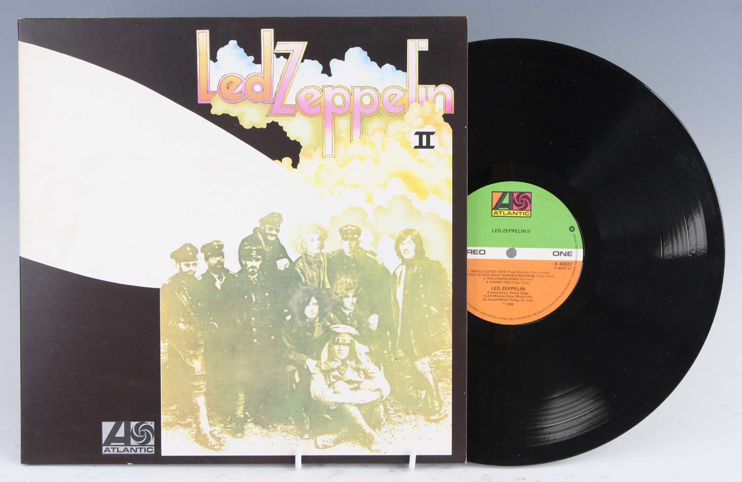 Lot 1087 - Led Zeppelin, a collection of three LPs to...