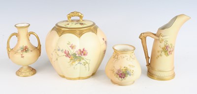 Lot 2080 - A collection of Worcester ivory blushwares,...