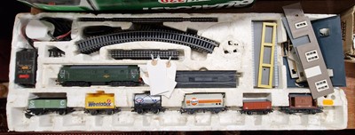 Lot 1537 - A Hornby 00 gauge BR Express Freight electric...