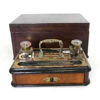 Lot 73 - A mid-19th century mahogany and crossbanded...