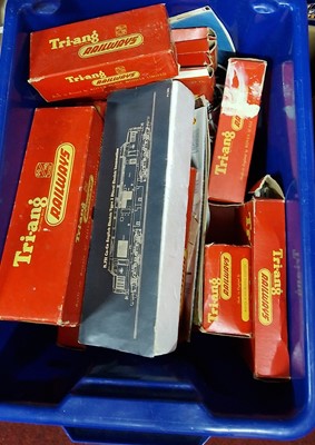 Lot 1597 - A Triang Railways 00 gauge locomotive,...