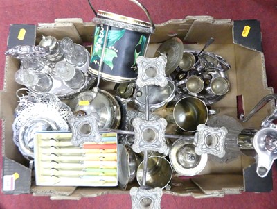 Lot 161 - A collection of silver plated wares, to...