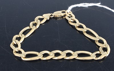 Lot 317 - A modern 9ct gold curblink bracelet, 22.5cm, 23g