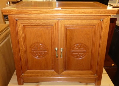 Lot 1254 - A small contemporary Eastern hardwood double...