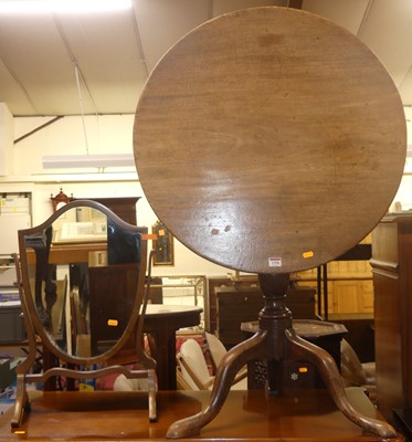 Lot 1258 - An early 19th century mahogany circular...