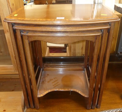 Lot 1267 - A mahogany and satinwood cross banded bow...