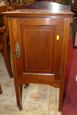 Lot 1283 - An Edwardian mahogany and satinwood strung...