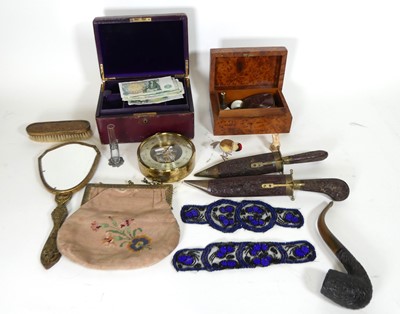 Lot 454 - A collection of miscellaneous items to include...