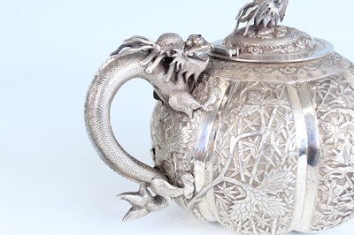 Lot 58 - A Chinese silver export ‘pumpkin-shaped’...