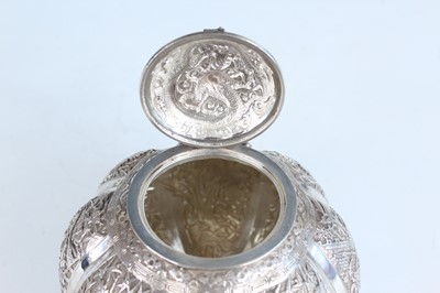 Lot 58 - A Chinese silver export ‘pumpkin-shaped’...