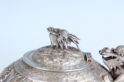 Lot 58 - A Chinese silver export ‘pumpkin-shaped’...