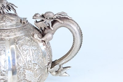 Lot 58 - A Chinese silver export ‘pumpkin-shaped’...
