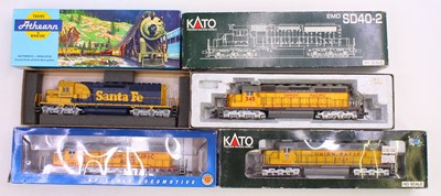 Lot 703 - Four HO gauge locos to include a Kato EMD SD40-...