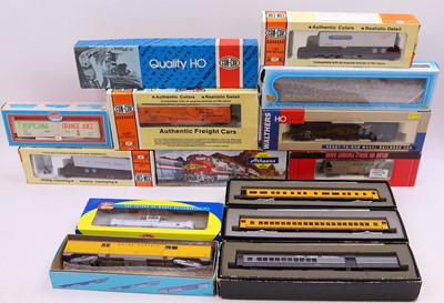 Lot 707 - One tray containing various HO gauge American...