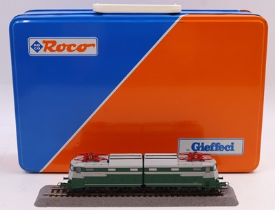 Lot 634 - Roco HO gauge 43609 FS e646001 loco, in green...