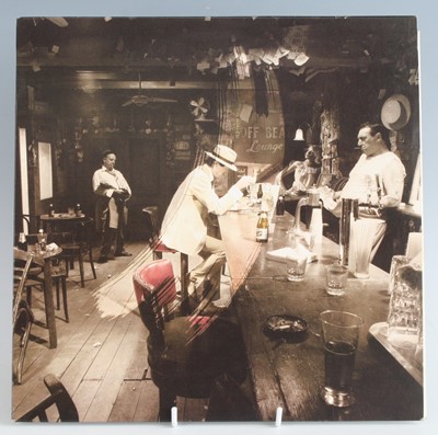 Lot 1014 - Led Zeppelin - a collection of three LP's to...