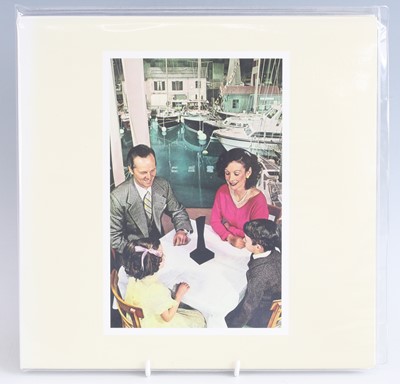 Lot 1014 - Led Zeppelin - a collection of three LP's to...