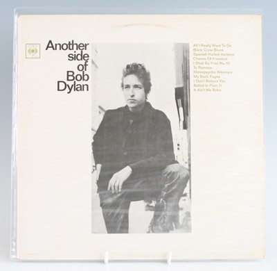 Lot 1021 - Bob Dylan - a collection of eight LP's to...
