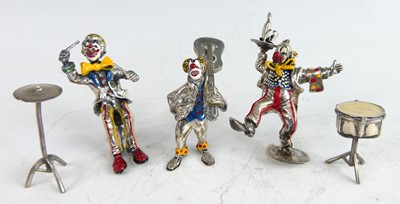 Lot 103 - A collection of contemporary novelty silver...