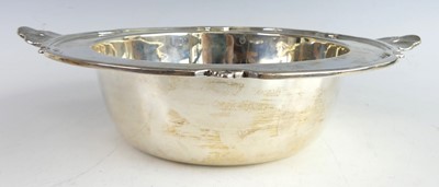 Lot 95 - An Art Deco silver twin handled serving bowl,...