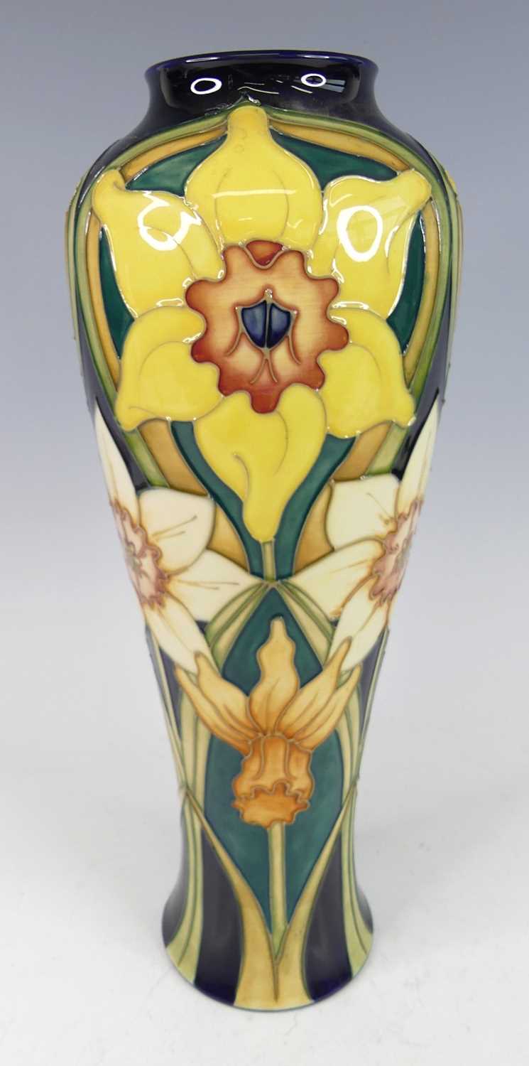 Lot 52 - A large contemporary Moorcroft 'Daffodil'...