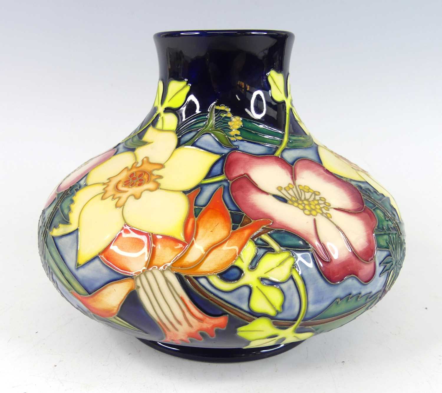 Lot 43 - A contemporary Moorcroft 'Golden Jubilee'...
