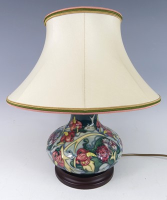 Lot 34 - A contemporary Moorcroft 'Leicester' pattern...