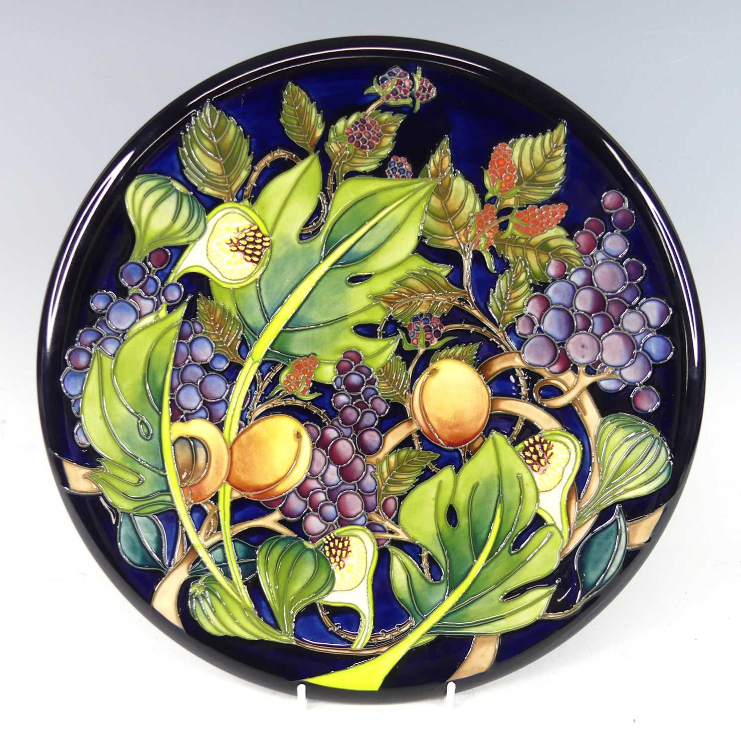 Lot 50 - A large contemporary Moorcroft 'Queens Choice'...