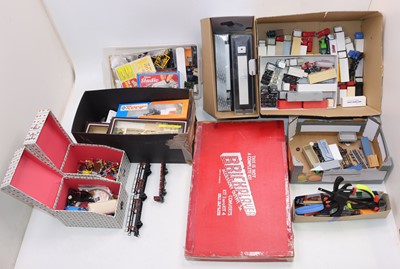 Lot 709 - A collection of various HO scale accessories,...