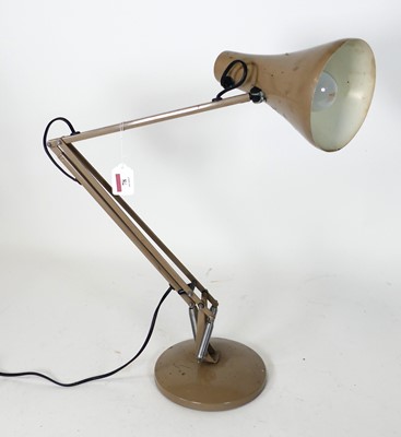 Lot 78 - An Anglepoise model 75 beige desk lamp, of...