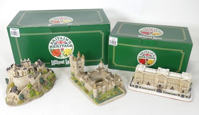 Lot 85 - A group of three Lilliput Lane Britains...