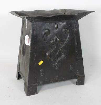 Lot 88 - An Arts & Crafts copper planter, circa 1890,...