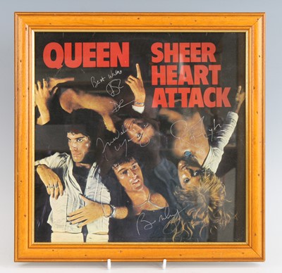 Lot 1229 - Queen - Sheer Heart Attack, 1974 LP bearing...