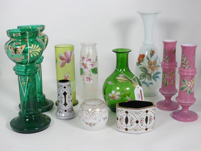 Lot 185 - A collection of floral decorated glass, to...