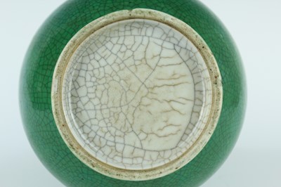 Lot 78 - A Chinese apple-green crackle-glazed vase,...