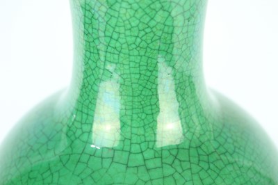 Lot 78 - A Chinese apple-green crackle-glazed vase,...