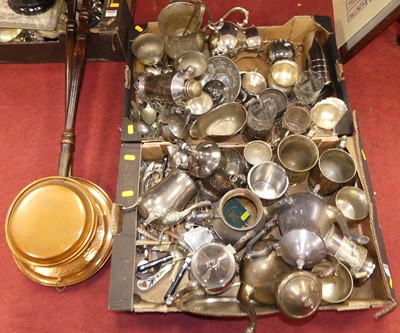 Lot 236 - A collection of silver plated and metalwares,...