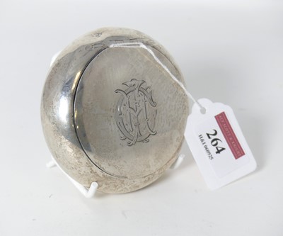 Lot 264 - An Edwardian silver pocket snuffbox, of...