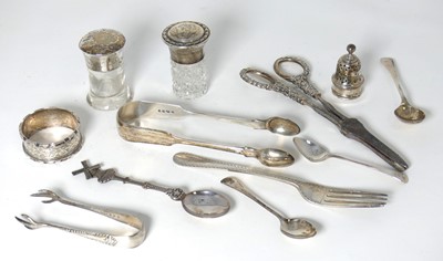 Lot 287 - A pair of Victorian silver sugar tongs in the...