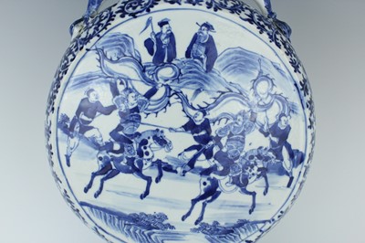 Lot 5 - A large Chinese blue and white...
