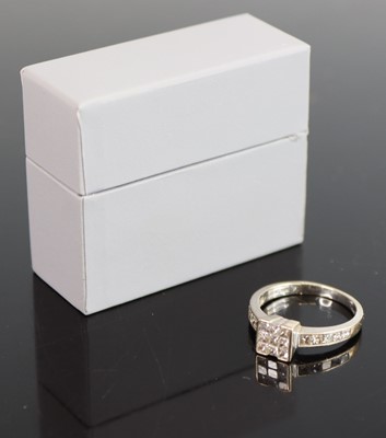 Lot 336 - An Art Deco style 18ct white gold diamond...