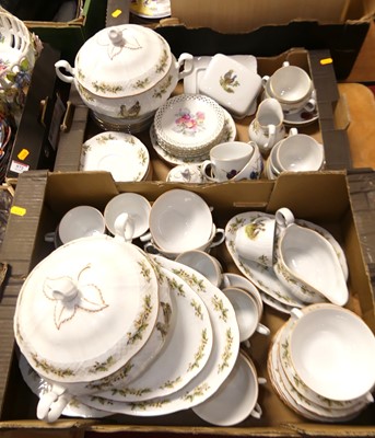 Lot 570 - Two trays of various chinaware, to include a...