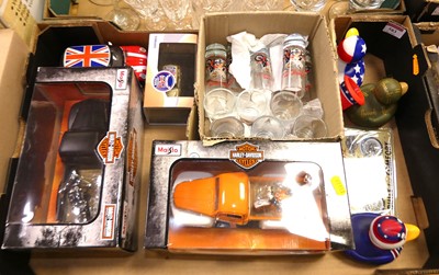 Lot 583 - A collection of Harley Davidson related items,...
