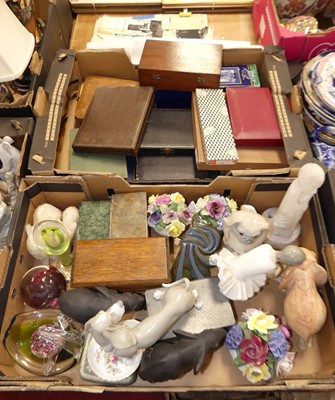 Lot 655 - Two boxes of various miscellaneous items to...