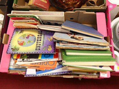 Lot 595 - A box of ephemera, to include a Royal Mail...