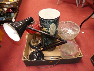 Lot 676 - A collection of miscellaneous items to inlcude...