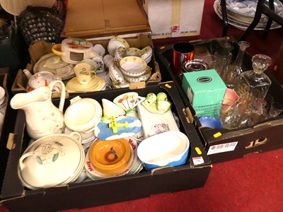 Lot 598 - Three trays of various ceramic and glassware,...