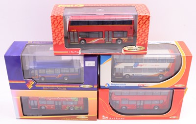 Lot 865 - Collection of 5 Creative Master Northcord Ltd...