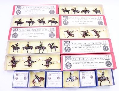 Lot 1595 - All the Queens Men boxed soldier group, 8...