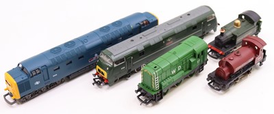 Lot 575 - Five unboxed 00 gauge locos to include a...